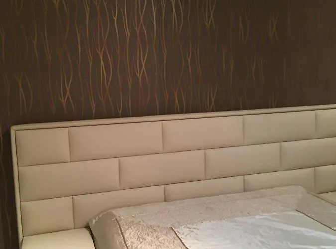Emi Apartment