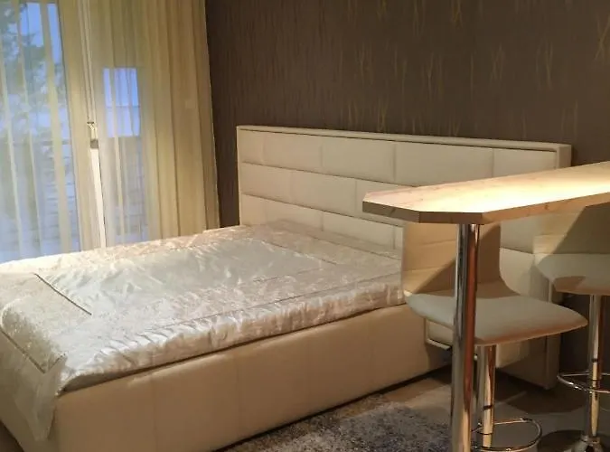 Emi Lejlighed Siófok