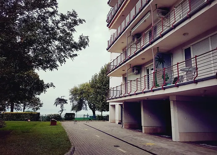 Emi Apartment *